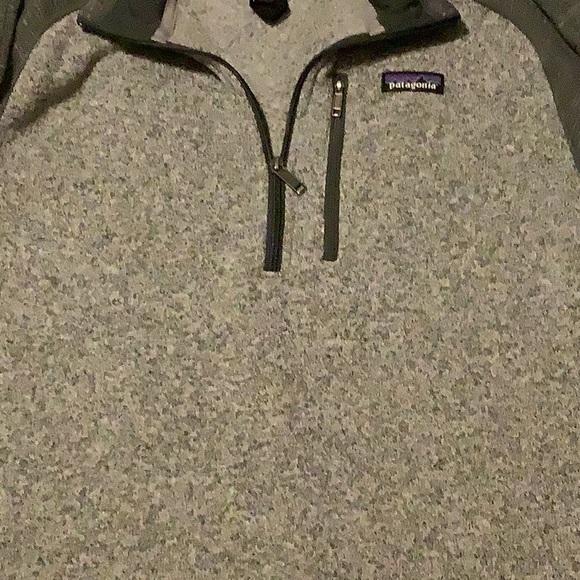Patagonia pullover. L-12 - Picture 3 of 5